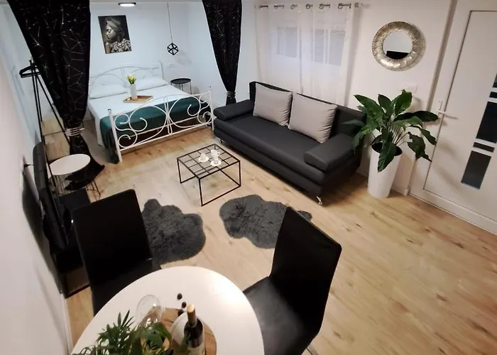 Studio Apartman Maris Apartment